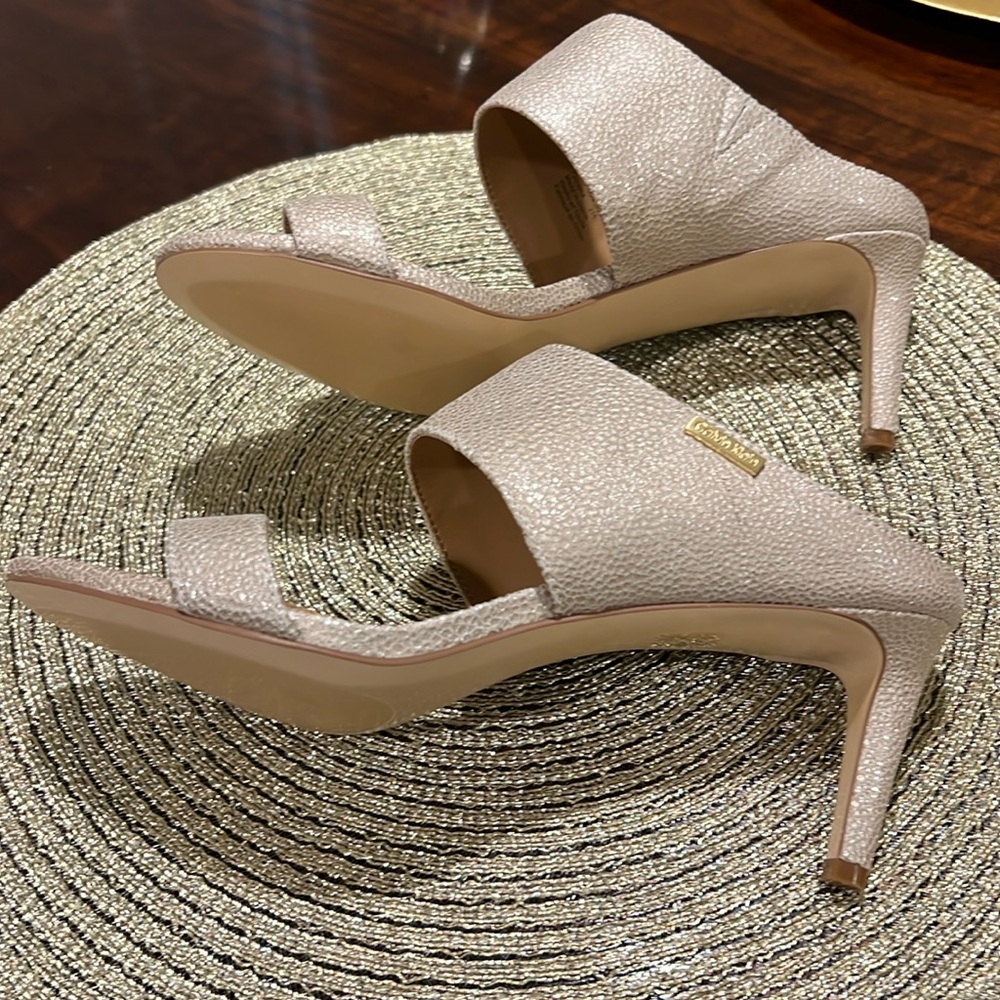 Calvin Klein - Nude Grain Leather - Picture 4 of 5